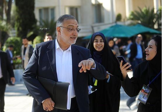 رفت و آمد رقیب انتخاباتی پزشکیان به دولت ادامه دارد!