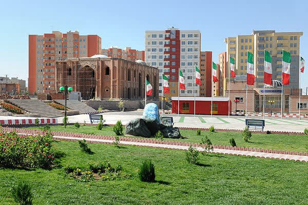 گذری در سهند؛ شهری نوپا اما پرجمعیت