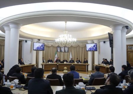 واکنش استاندار آذربایجان شرقی به دخالت نمایندگان در عزل و نصب‌ها