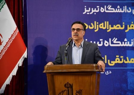 دانشگاه‌ها نباید به باشگاه احزاب تبدیل شود
