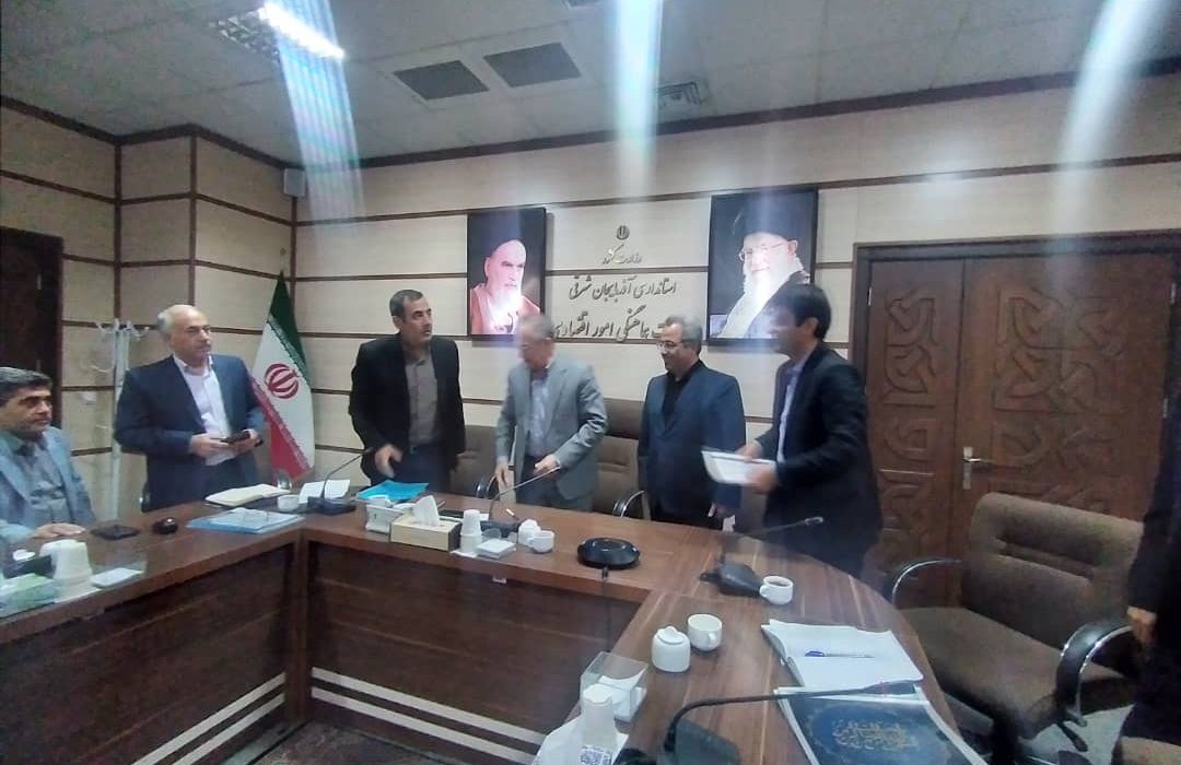 امضای تفاهم‌نامه برنامه‌های عملیاتی شعار سال در آذربایجان شرقی