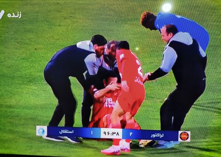 تراکتور از سد استقلال گذشت