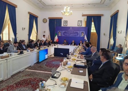 پیگیری طرح‌های ارتباطاتی آذربایجان شرقی با حضور وزیر ارتباطات