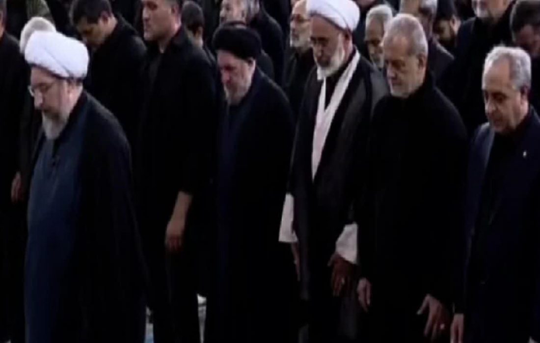 حضور رئیس‌جمهور در نماز ظهر عاشورای تبریز + فیلم