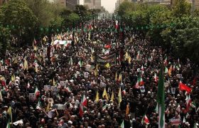 تشییع شهدای جنگ ۱۲ روزه ایران در مقابل تجاوز رژیم صهیونیستی – شنبه هفتم تیرماه ۱۴۰۴