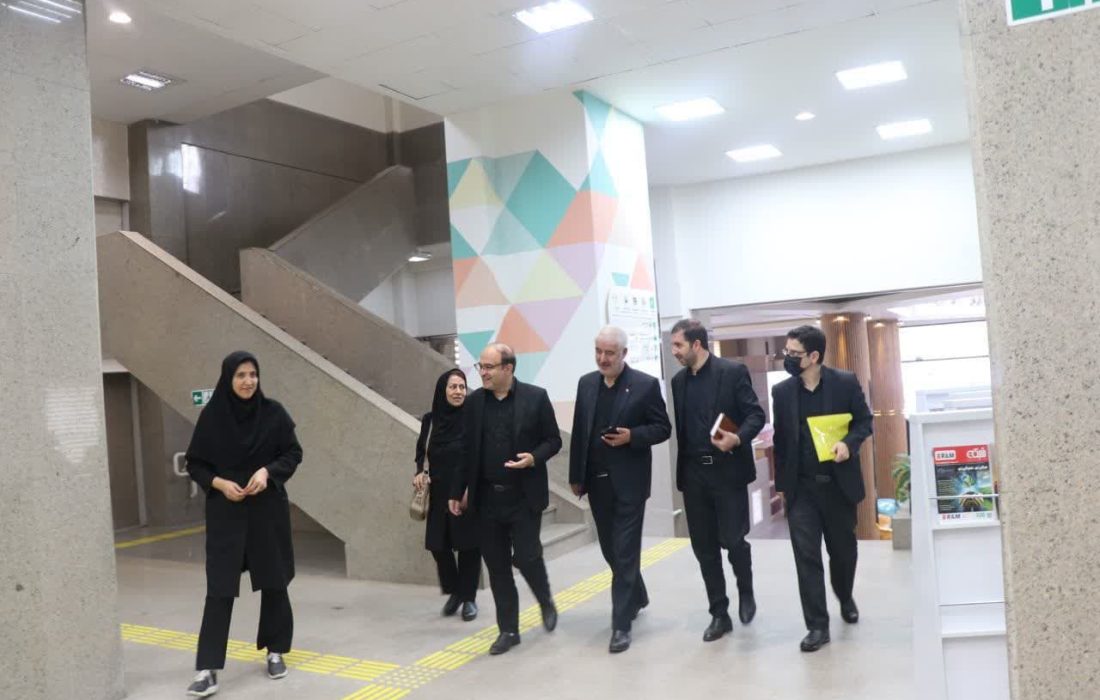 توسعه فرهنگ کتابخوانی بنیان توسعه متوازن و همه جانبه کشور