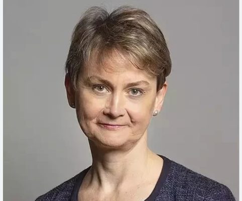 ایوت کوپر، حامی تروریستی خواندن سپاه وزیر خارجه بریتانیا شد