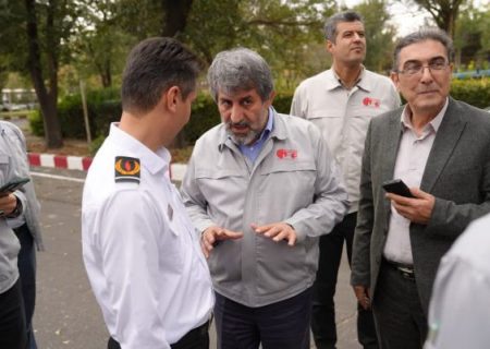 بی‌نیازی تجهیزات آتش‌نشانی با اقدامات تراکتورسازی ممکن می‌شود