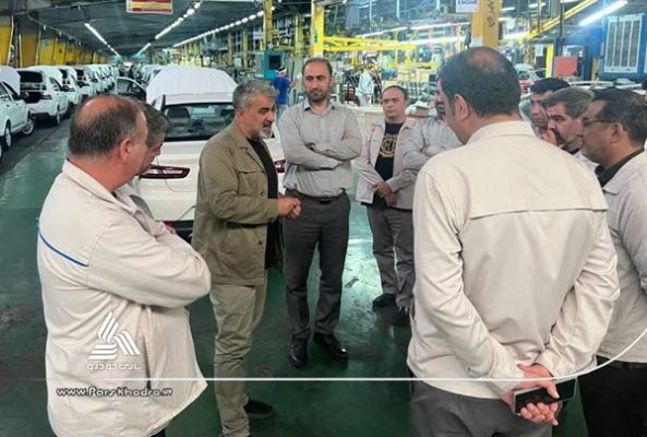 بازدید مدیرعامل پارسخودرو از خطوط تکمیلکاری محصولات/ تحویل هزار دستگاه خودرو در روزهای آتی