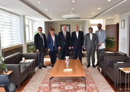 تقویت همکاری‌های علمی ایران و ترکیه در راستای توسعه تحقیقات مشترک