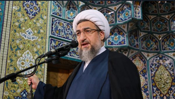 امام جمعه تبریز به ارشاد و سازمان های فرهنگی تذکر داد