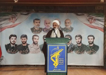 آذربایجان در حوادث مهم انقلاب، امامت کرده است