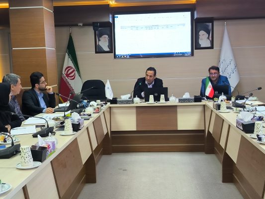 اهميت ارتقاء بهره‌وري و تحقق اهداف برنامه هفتم توسعه در آذربايجان شرقي