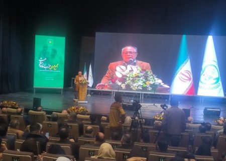 حزب ما تفکر سیاسی ندارد و حامی مردم است