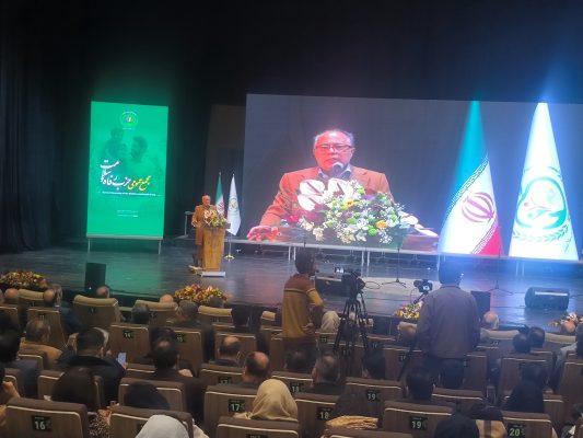 حزب ما تفکر سیاسی ندارد و حامی مردم است