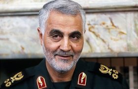 میان باور، رفتار و زیست شخصی قاسم سلیمانی فاصله‌ای وجود نداشت