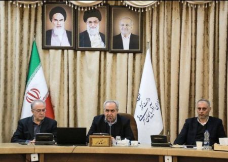 تبادل نظر استاندار آذربایجان شرقی با روسای اتحادیه‌های اصناف بازار تبریز