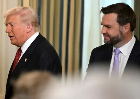 پشت پرده حرکت تجهیزات نظامی به نزدیکی ایران