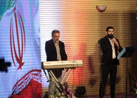 سمفونی وحدت ایران موجب هم نوایی ملت است