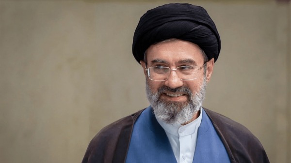 خط مقدم ایران خیلی بزرگتر از ذهنیت حقیر دشمن است