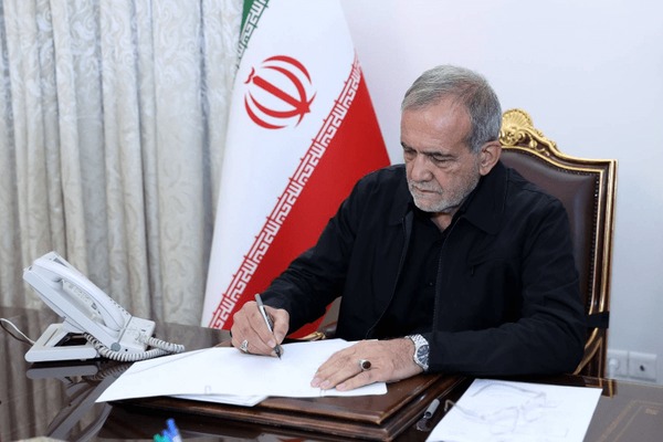 انتقام شهادت رهبر انقلاب را حق مشروع خود می‌دانیم