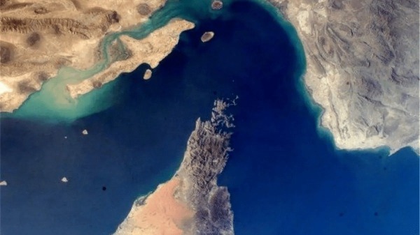 عقب‌نشینی‌ بحرین برای رای آوردن قطعنامه‌ تنگه هرمز