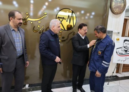 تلاش بی نظیر سیمبانان برق تبریز در پایداری شبکه هنگام حملات دشمن