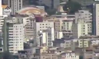 فیلم/ لحظه برخورد هواپیما با یک ساختمان مسکونی در برزیل