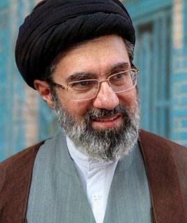 پیام رهبر انقلاب به مناسبت روز کارگر و روز معلم