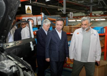 افزایش تعاملات بانک صادرات و پارس خودرو در جهت توسعه محصولات و رفع موانع تولید