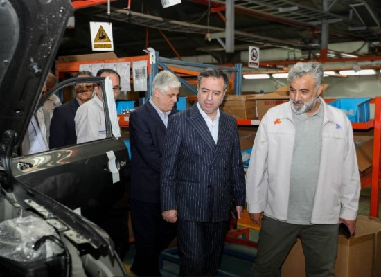 افزایش تعاملات بانک صادرات و پارس خودرو در جهت توسعه محصولات و رفع موانع تولید