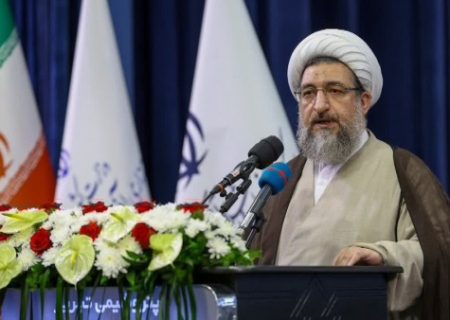 شهریار تجلی پیوند سنت‌ ایرانی و آموزه‌ دینی بود