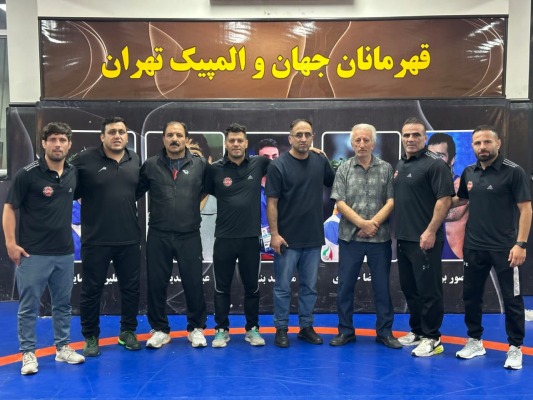تراکتور با جوانان بومی به دنبال قهرمانی در کشتی کشور